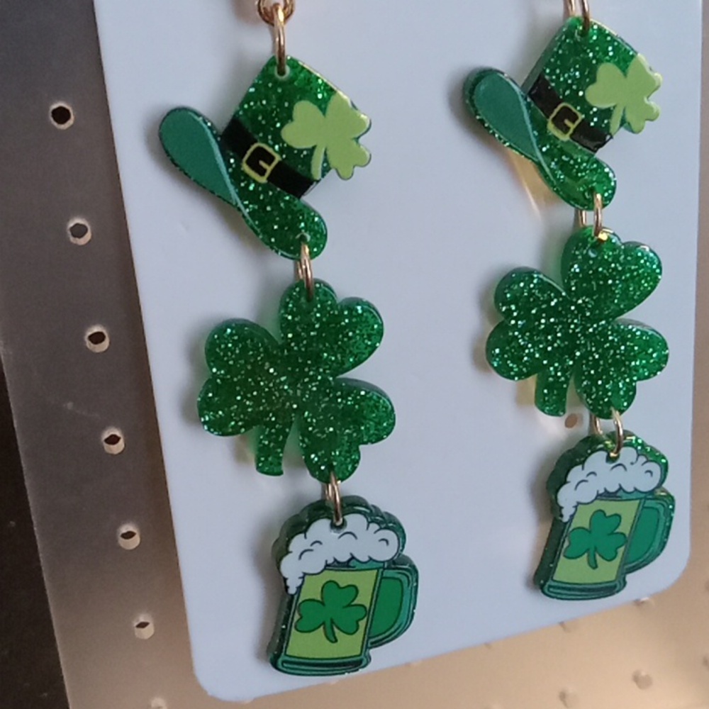 St. Patrick's Day Green Earrings (New) - Picture 4 of 4